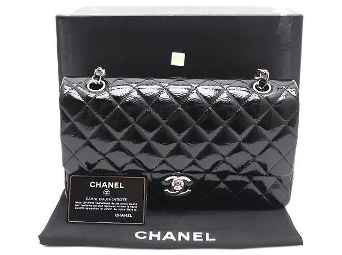 Chanel Borsa a tracolla Classic Medium in vernice con catena argentata Nero - vista 12
