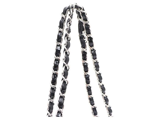 Chanel Borsa a tracolla Classic Medium in vernice con catena argentata Nero - vista 16