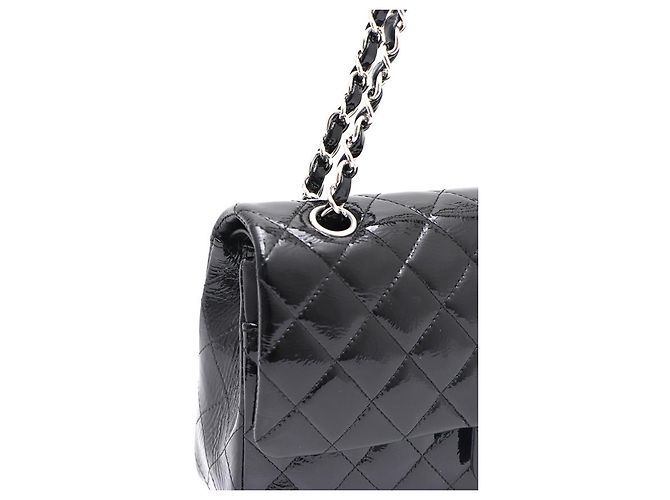 Chanel Borsa a tracolla Classic Medium in vernice con catena argentata Nero - vista 17