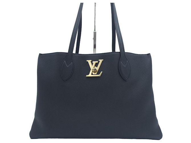 Louis Vuitton Borsa a tracolla Lockme Shopper in pelle di vitello granulata Nero - vista 2