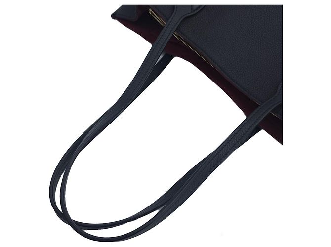 Louis Vuitton Borsa a tracolla Lockme Shopper in pelle di vitello granulata Nero - vista 8