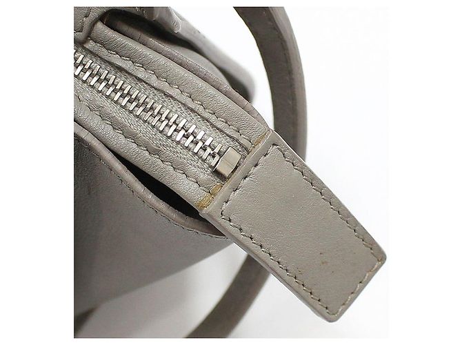 Saint Laurent Mini borsa cabas a tracolla Monogram Toy Marrone - vista 10