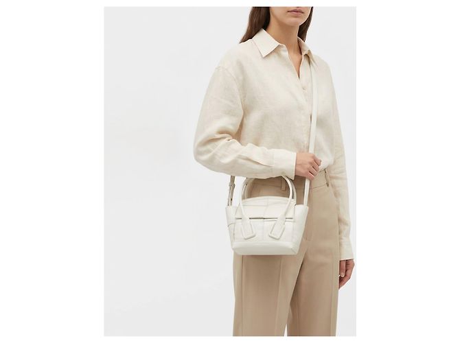 Bottega Veneta Mini borsa a tracolla White Arco Intrecciato Bianco - vista 8