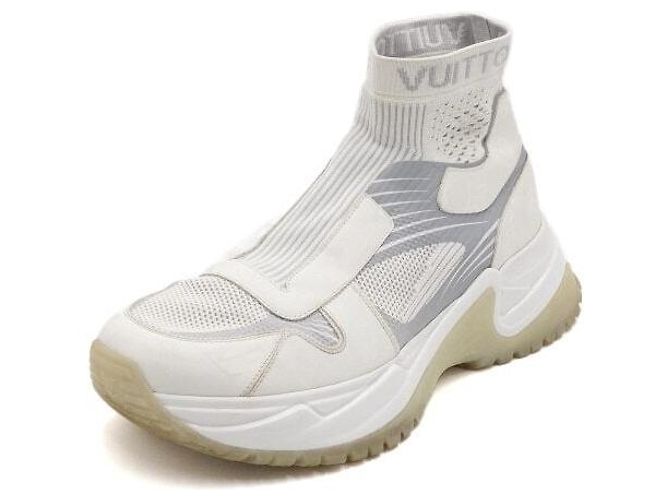 Louis Vuitton Sneakers Runaway Pulse da uomo in tela con monogramma bianco - vista 2