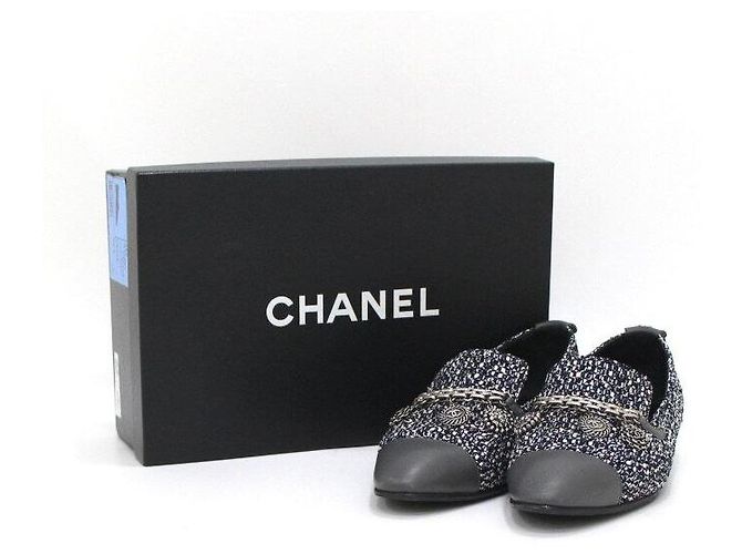 Chanel Mocassino in tweed da donna con pendente a moneta Multicolore - vista 6
