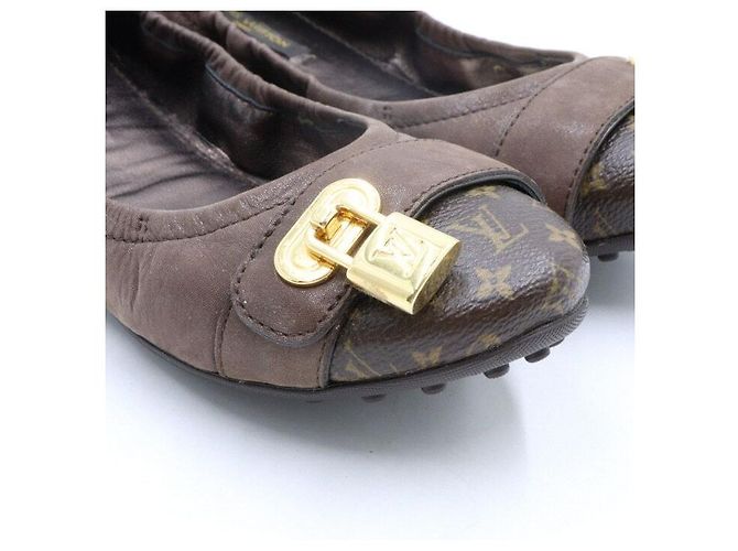 Louis Vuitton Ballerine Monogram Lock da donna Marrone - vista 6