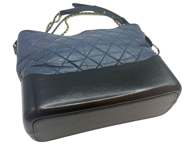 Chanel Gabrielle Hobo Medium Navy Azul - vista 5