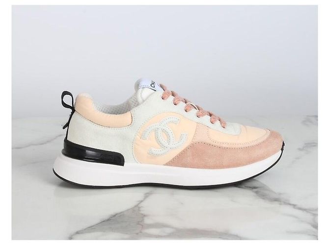 Chanel Sneakers in camoscio stile tennis rosa - vista 4
