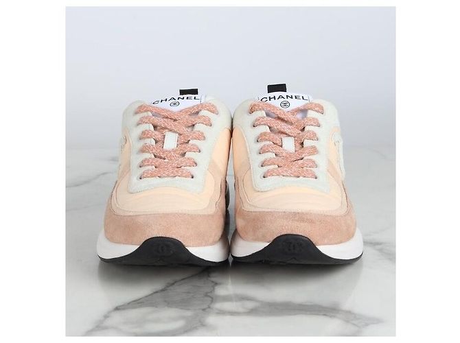 Chanel Sneakers in camoscio stile tennis rosa - vista 5