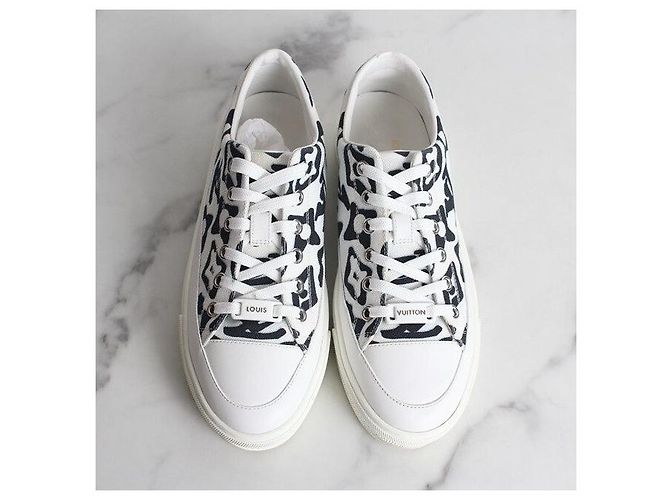 Louis Vuitton Monogram Stella Sneaker Limited Edition Weiß - Ansicht 9