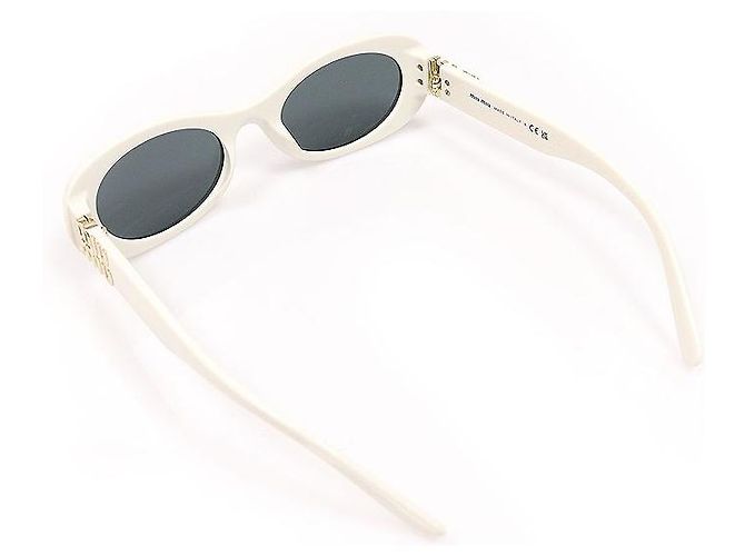 Miu Miu Occhiali da sole ovali da donna Glimpse con logo con scritte bianche Bianco - vista 5