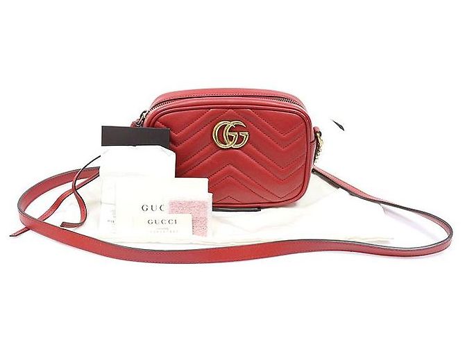 Gucci Mini crossbody Red Matelassé Chevron GG Marmont Rosso - vista 2