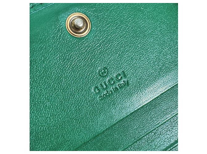 Gucci Tarjetero Marmont GG Matelassé Verde - vista 12