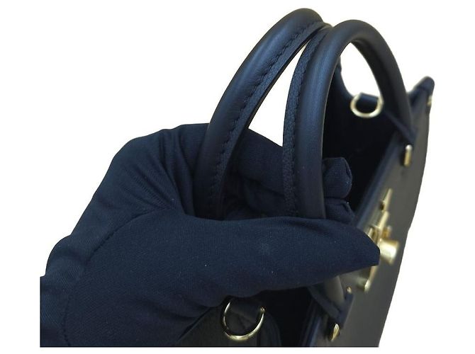 Louis Vuitton Borsa a tracolla Lockandgo Lockme Tote in pelle di vitello granulata nera Nero - vista 8
