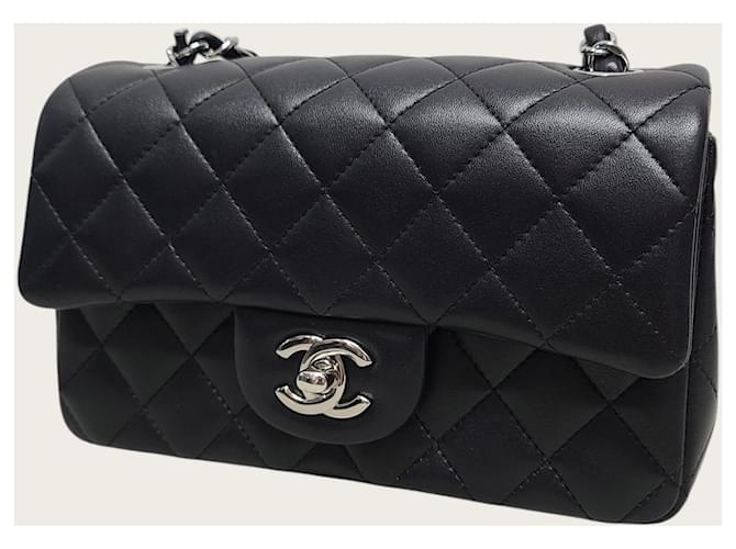 Chanel Mini borsa flap classica in agnello nero e argento - vista 2