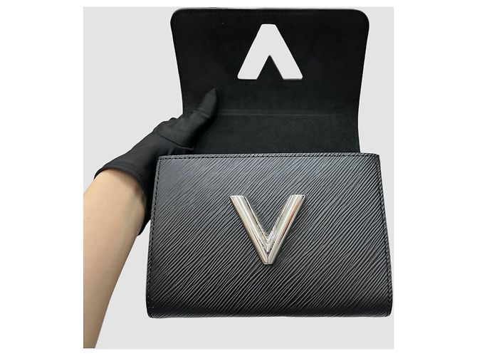 Louis Vuitton Borsa a tracolla Twist PM Nera Nero - vista 6