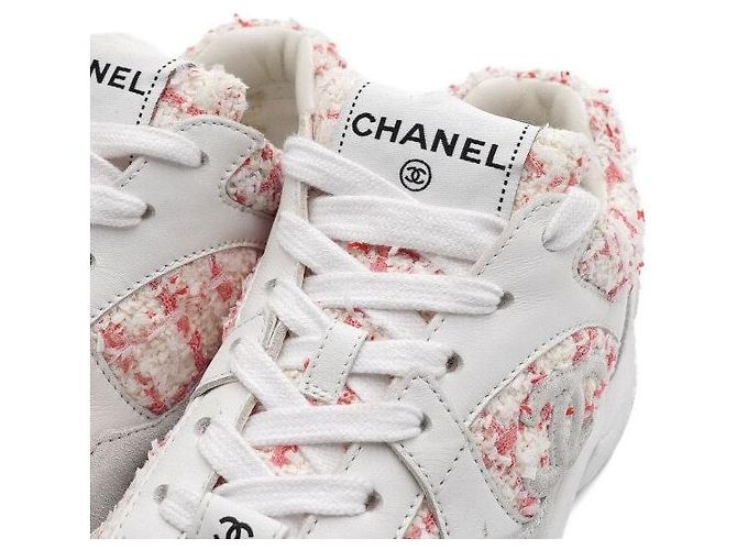 Chanel Sneaker da donna in tweed rosa e scamosciato con logo CC della stagione - vista 6