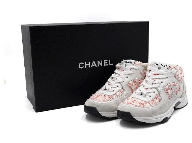 Chanel Sneaker da donna in tweed rosa e scamosciato con logo CC della stagione - vista 8