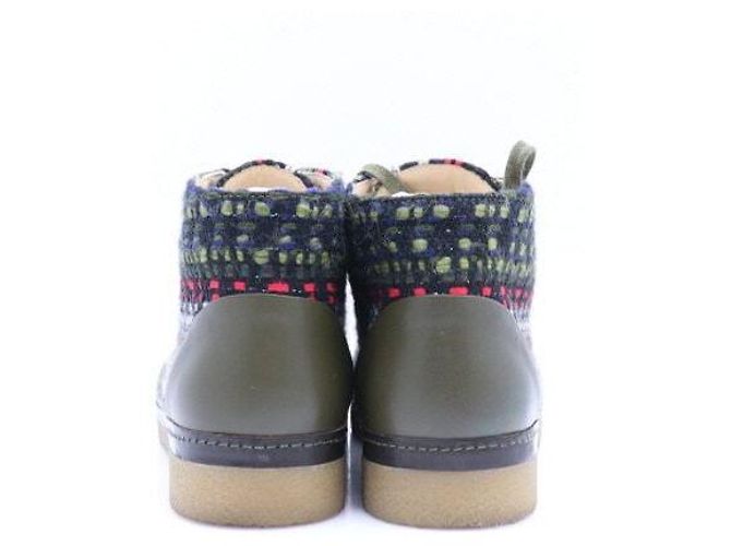 Chanel Stivaletti Desert in Tweed da Donna con Logo CC e Lacci Multicolore - vista 5