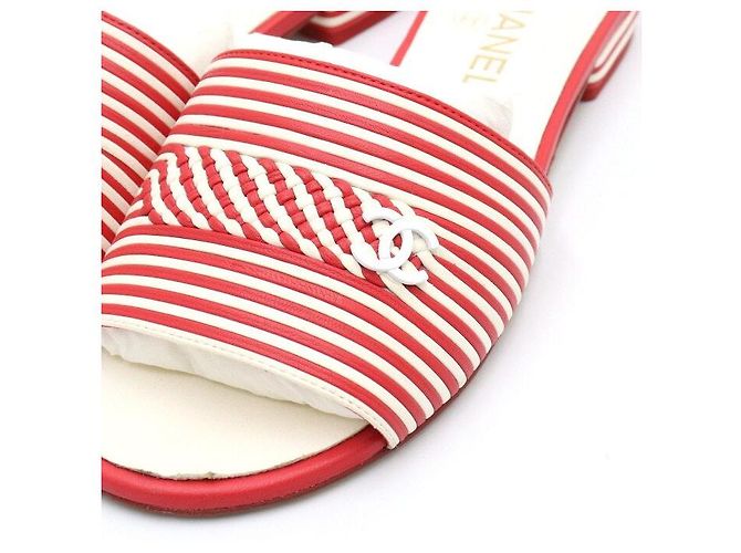 Chanel Mule da donna bicolore in pelle rossa e bianca Rosso - vista 5