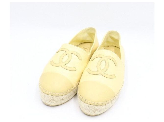 Chanel Sneaker espadrilles in pelle gialla Giallo - vista 3