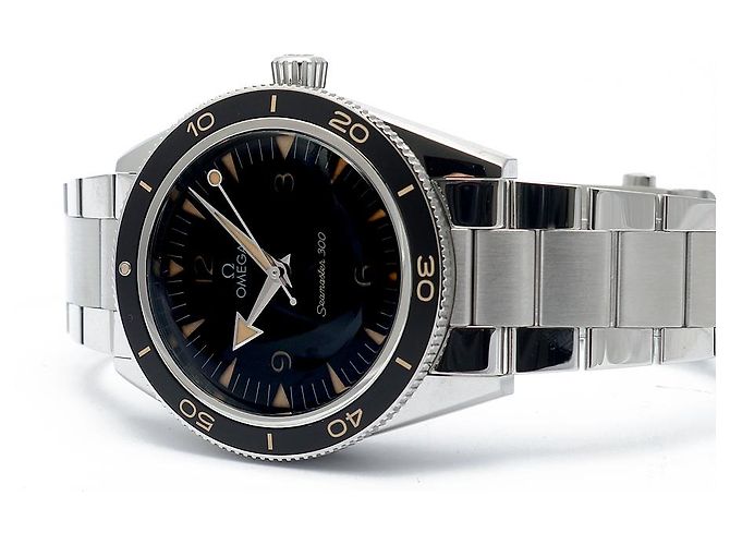 Omega Seamaster Heritage Railmaster Herrenuhr aus Stahl Schwarz - Ansicht 21