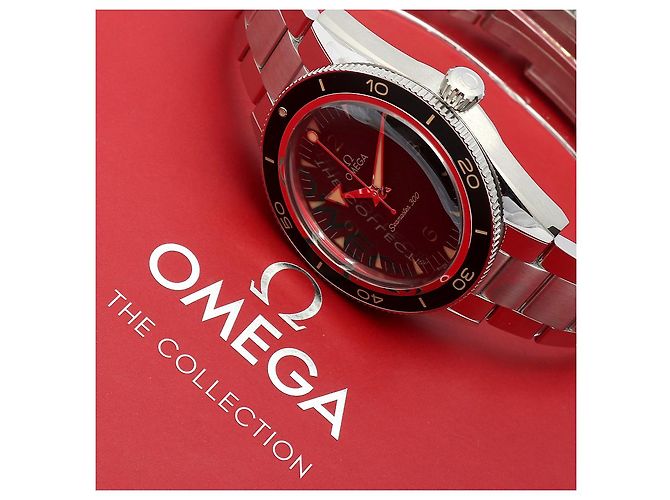 Omega Seamaster Heritage Railmaster Herrenuhr aus Stahl Schwarz - Ansicht 23