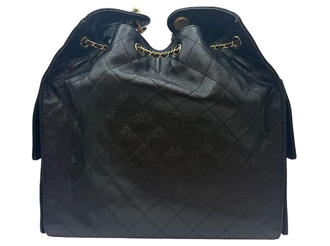 Chanel Borsa a Spalla Medium Chain in Caviar Nero - vista 4