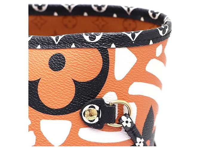 Louis Vuitton Borsa a Spalla Monogram Giant Crafty Neverfull MM Marrone - vista 5