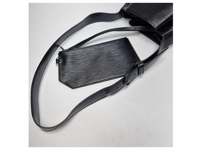 Louis Vuitton Borsa Bucket Epi Sac De Pol GM Shoulder Bag Black Nero - vista 12