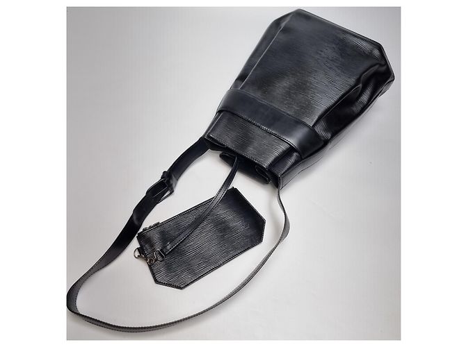 Louis Vuitton Borsa Bucket Epi Sac De Pol GM Shoulder Bag Black Nero - vista 13