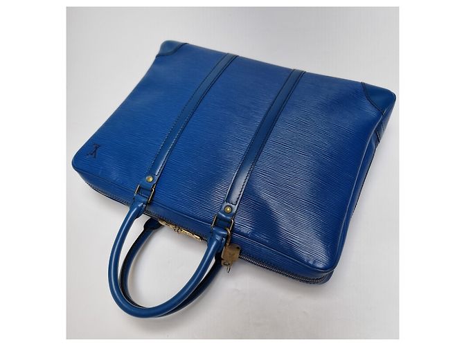 Louis Vuitton Cartella Documenti in Pelle Epi Blu
Valigetta - vista 10
