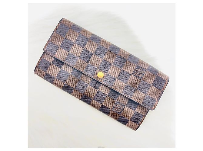 Louis Vuitton Carteira Sarah Damier Ebene Marrom - vista 4