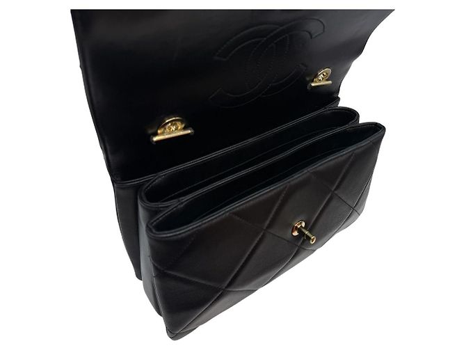 Chanel Borsa a tracolla con patta e catena Trendy CC in agnello misura Medium Nera Nero - vista 7