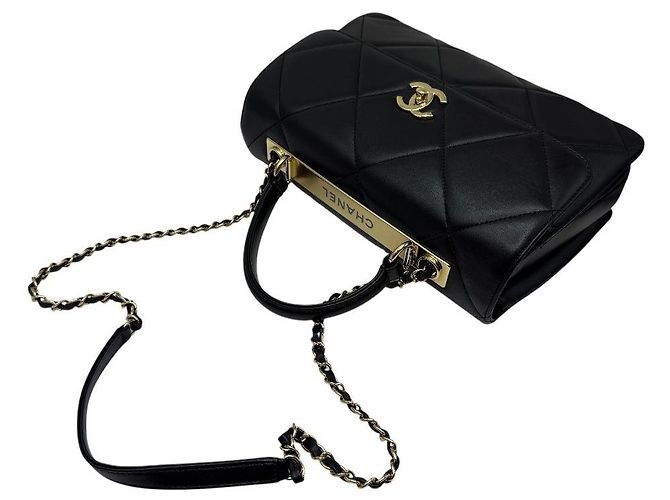 Chanel Borsa a tracolla con patta e catena Trendy CC in agnello misura Medium Nera Nero - vista 9