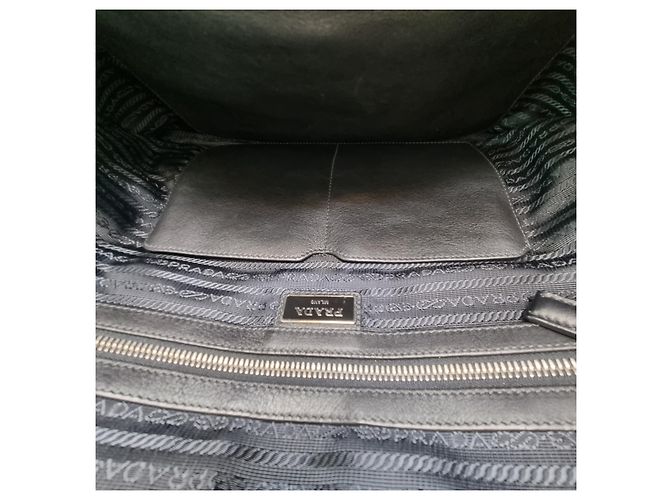 Jacquard Prada Valigetta in pelle di vitello con logo nero (Usato, Unisex) - vista 17