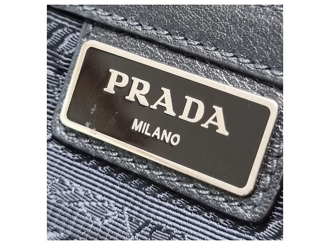 Jacquard Prada Valigetta in pelle di vitello con logo nero (Usato, Unisex) - vista 20
