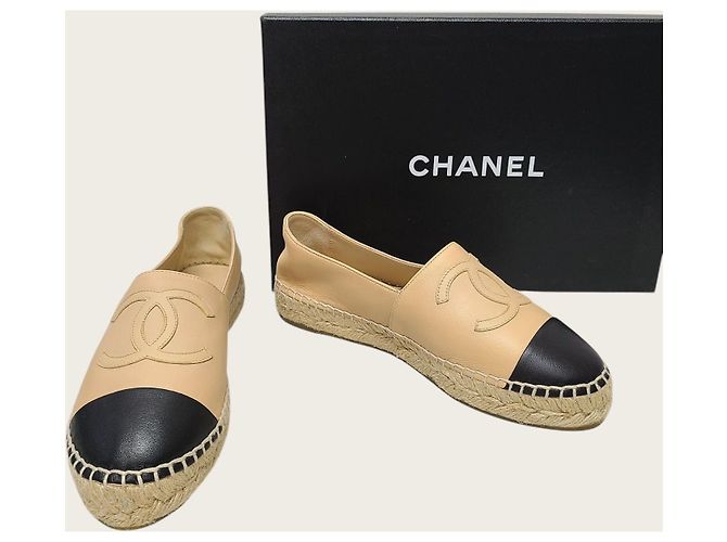 Chanel Espadrilles slip-on in pelle di agnello bicolore beige e nero Marrone - vista 8