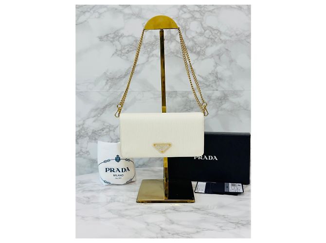 Prada Borsa a tracolla con catena in Vitello Saffiano Bianco - vista 8