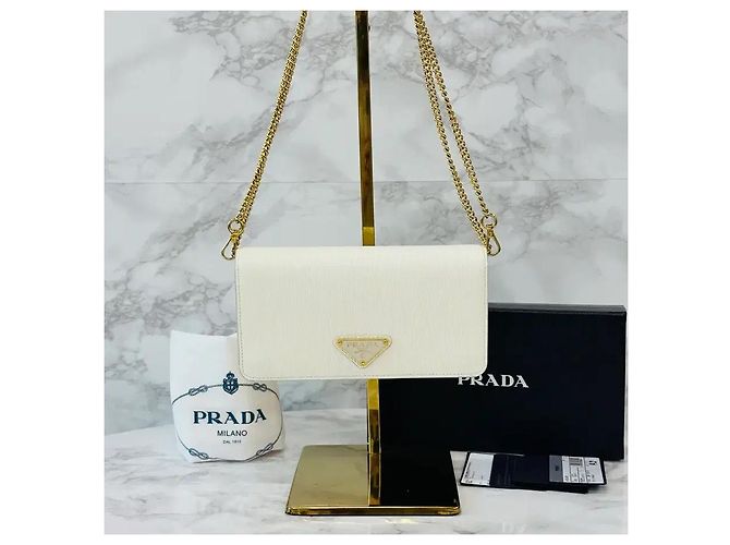 Prada Borsa a tracolla con catena in Vitello Saffiano Bianco - vista 9