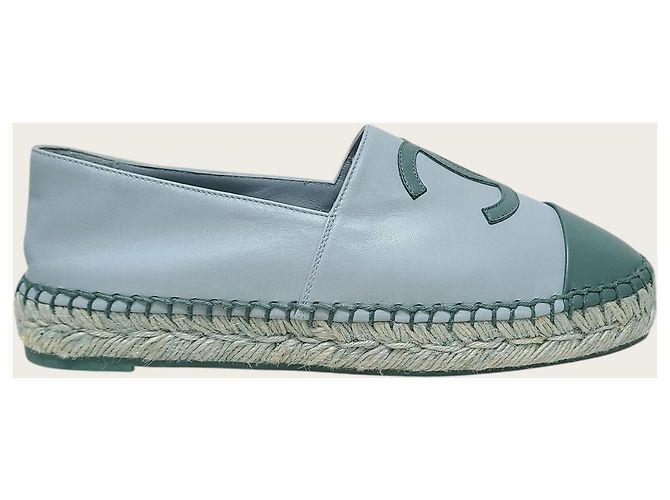 Chanel Espadrilles slip-on in pelle di agnello bicolore blu e verde scuro - vista 2