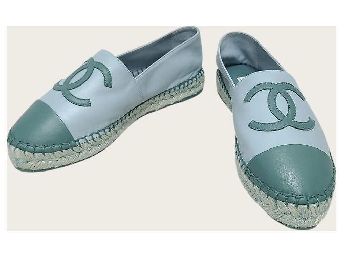 Chanel Espadrilles slip-on in pelle di agnello bicolore blu e verde scuro - vista 3