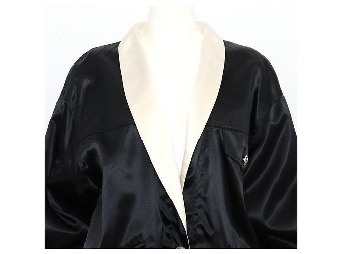 Chanel Giacca bomber in nylon nero da donna di stagione - vista 2