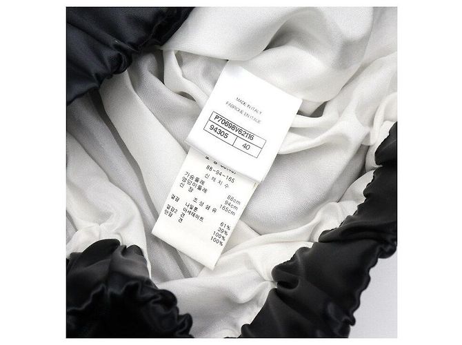Chanel Giacca bomber in nylon nero da donna di stagione - vista 8