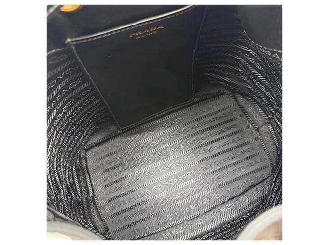 Prada Borsa a secchiello in pelle Saffiano Nero - vista 7