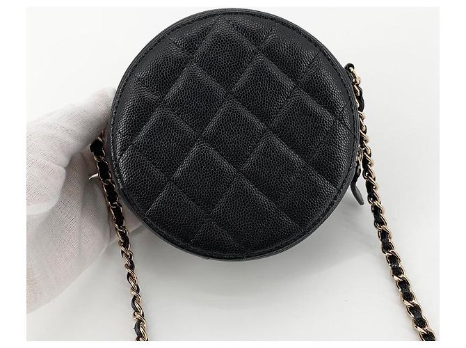 Chanel Borsa a tracolla rotonda in caviar Nero - vista 3