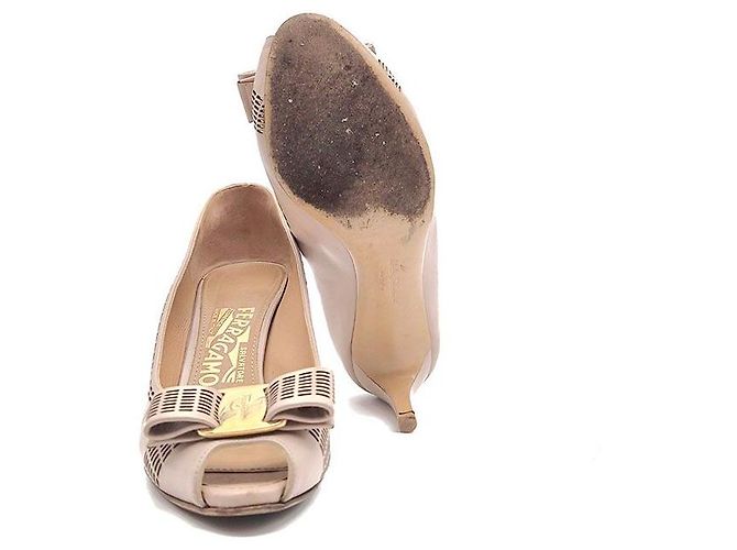 Salvatore Ferragamo Bara Punching Pumps Pink - Ansicht 6