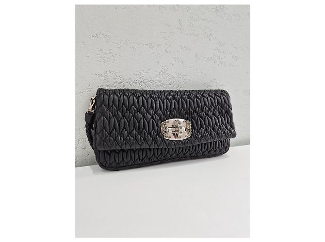 Miu Miu Borsa a tracolla trapuntata Iconic Crystal Cloke Argento - vista 5