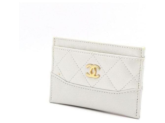 Chanel Tarjetero Gabrielle Gold CC Castaño - vista 2
