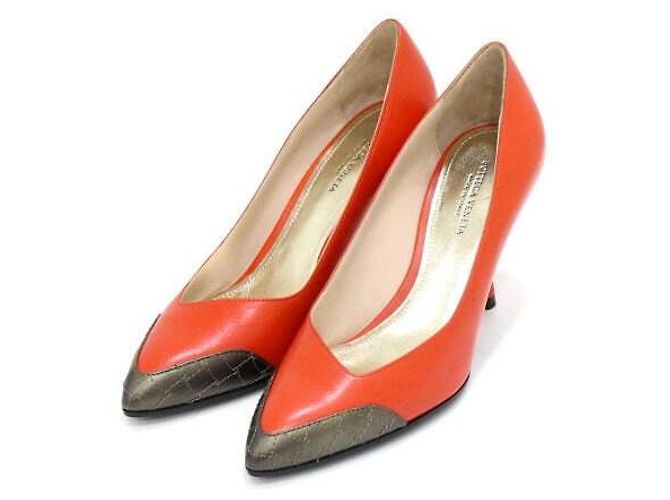 Bottega Veneta Décolleté bicolore in pelle da donna Rosso - vista 3